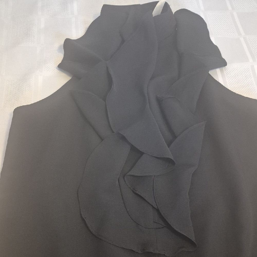Adiva Black Ruffled Halter Top - Picture 14 of 16